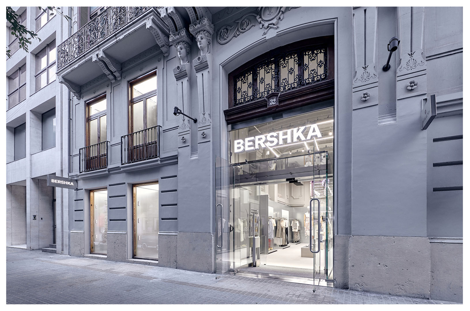 BERSHKA VALENCIA_003