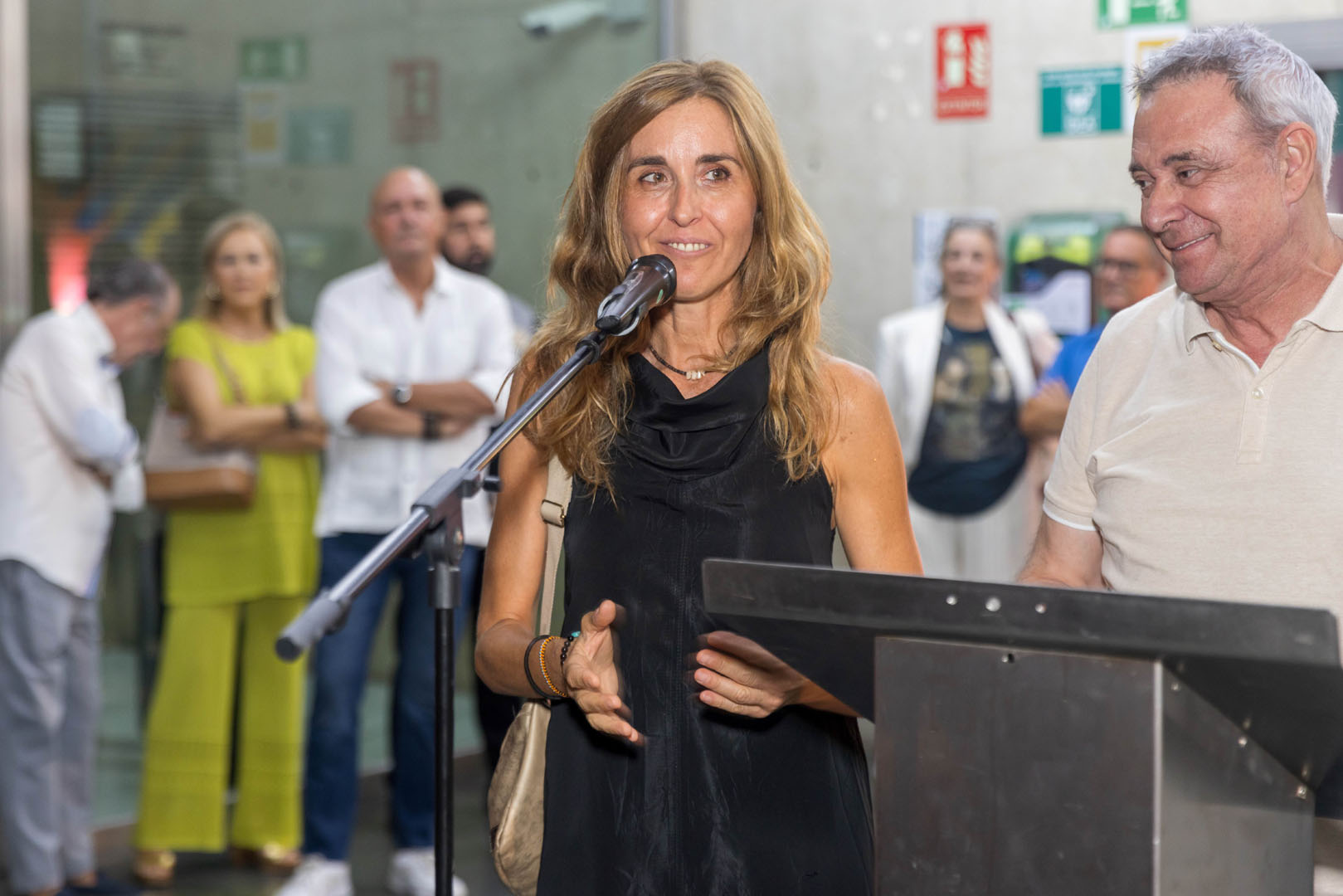 VirginiaKelle con AmadorGriñó durante la presentación