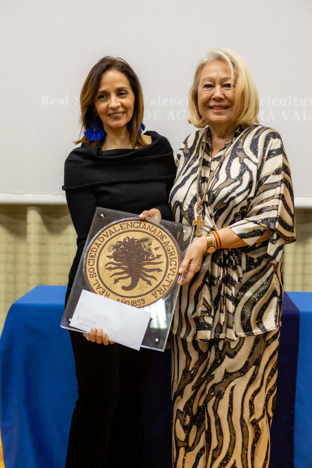 Marta Miró y Mari Carmen Martínez