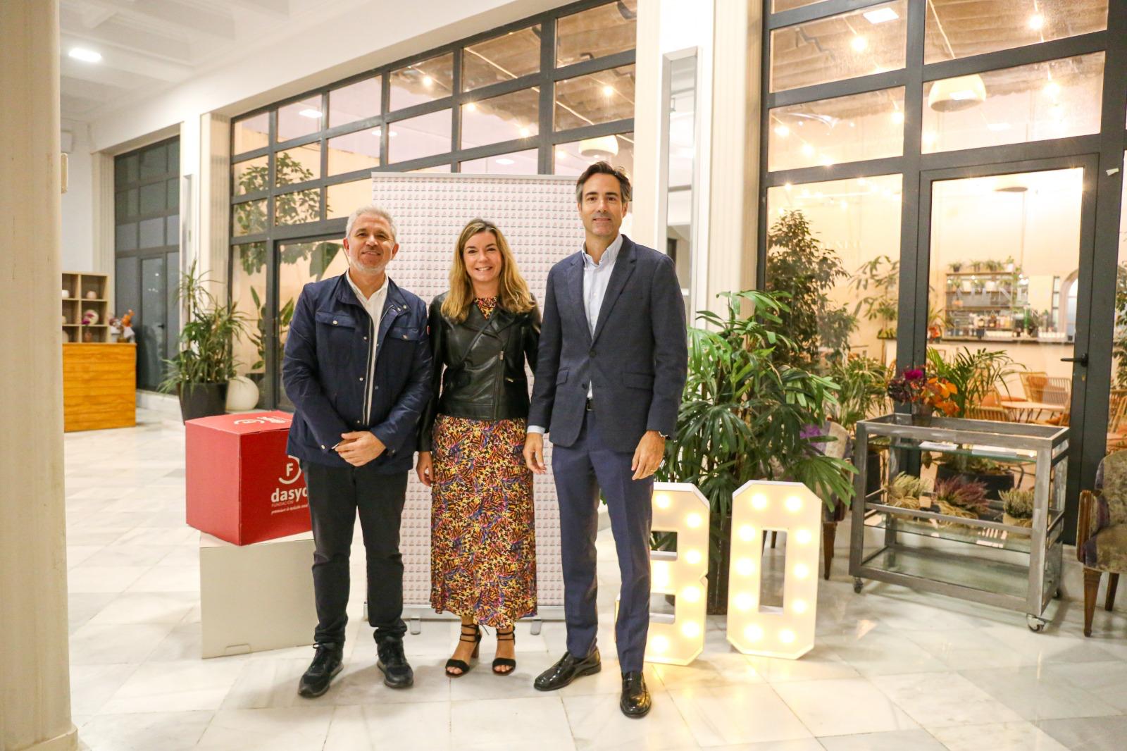 Emilio Llopis, Carla Durá y Nacho Calomarde.